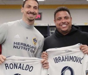 开云官网-足球偶像是罗纳尔多 伊布最崇拜的是拳王阿里！